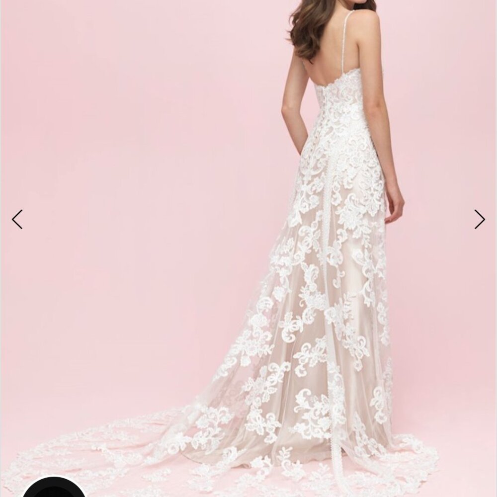 Allure Romance style 3219